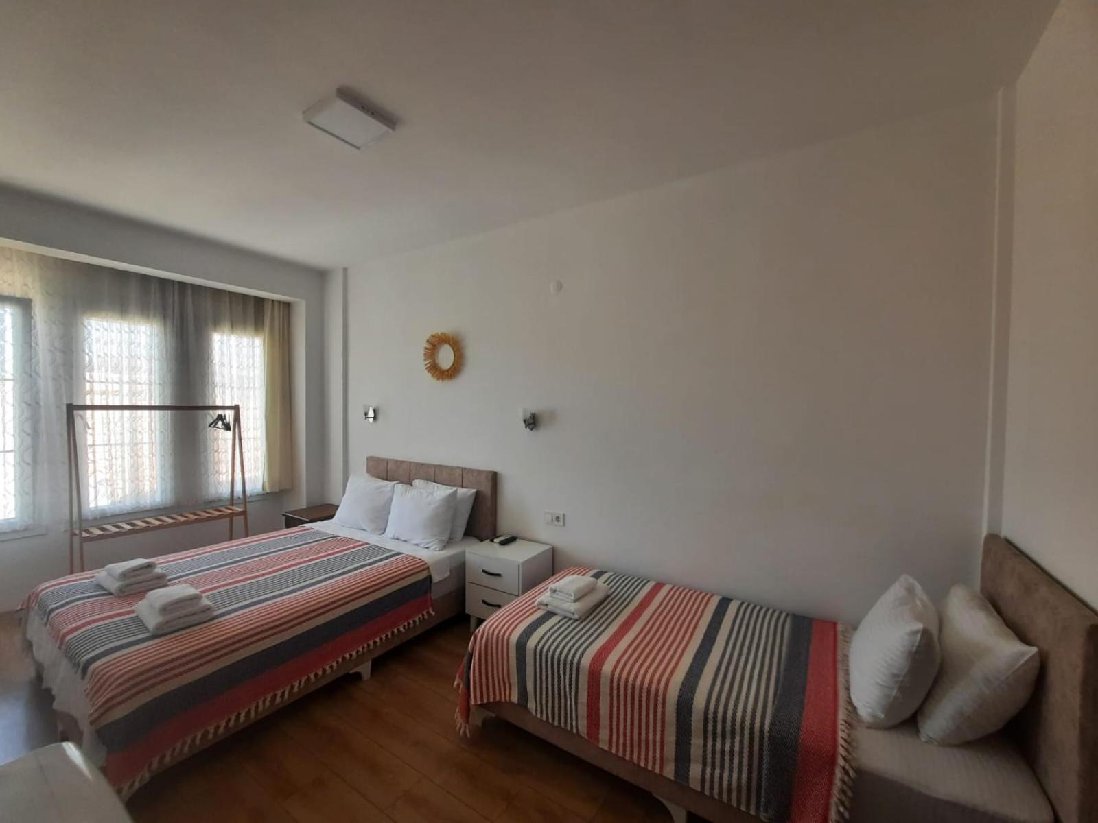 Adil Pansiyon Çeşme Exteriér fotografie