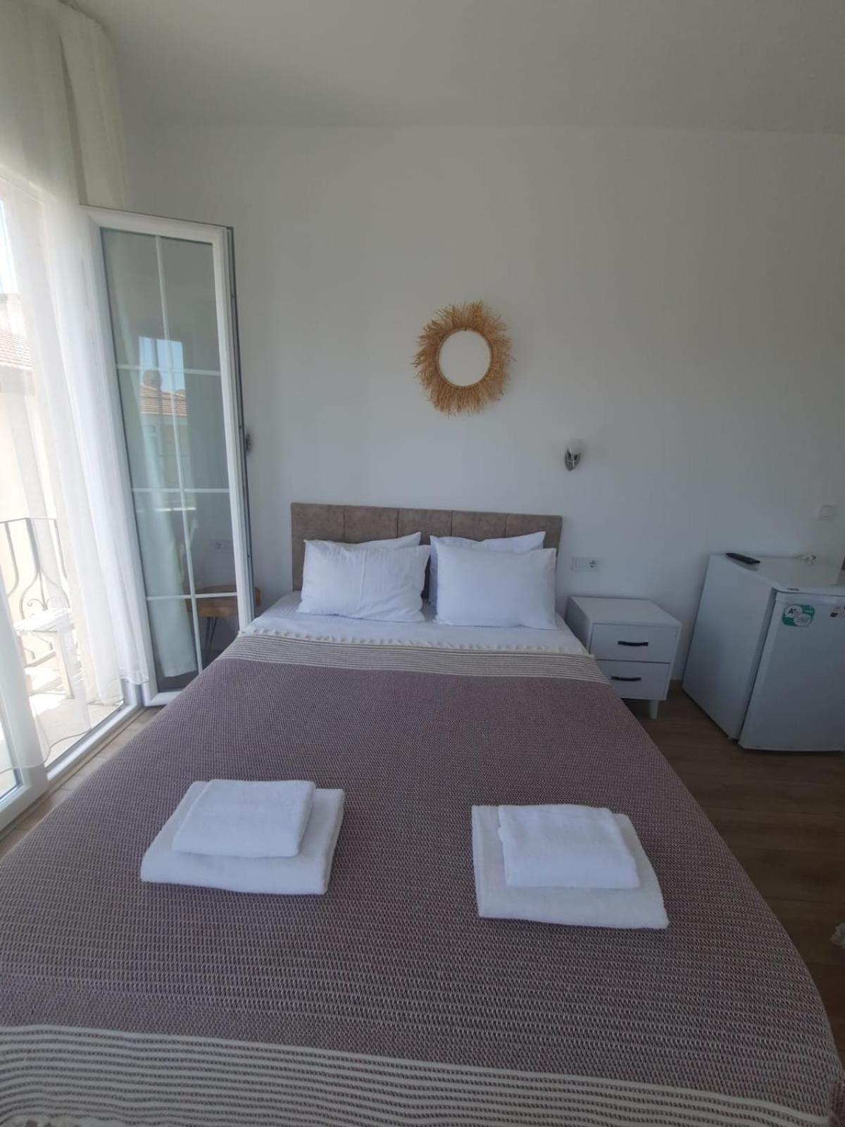 Adil Pansiyon Çeşme Exteriér fotografie